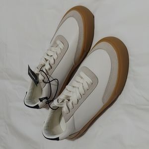 White Express sneakers size 8